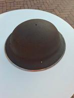 Ww2 wo2 Engelse Britse schuurvondst helm, Verzamelen, Militaria | Tweede Wereldoorlog, Ophalen of Verzenden, Landmacht, Engeland