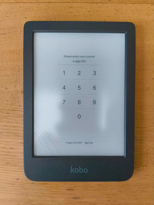 Kobo Clara BW met defect touchscreen., Computers en Software, E-readers, Niet werkend, 6 inch of minder, 16 GB of meer, Touchscreen