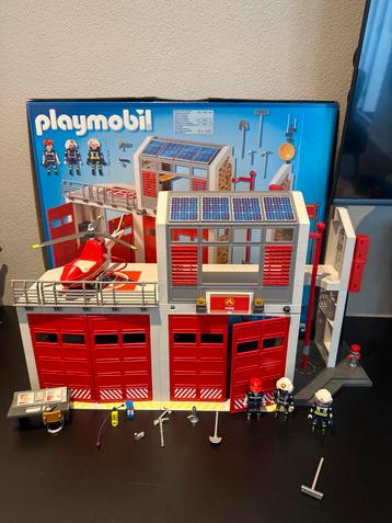 Playmobil Brandweerkazerne met Helikopterplatform beschikbaar voor biedingen