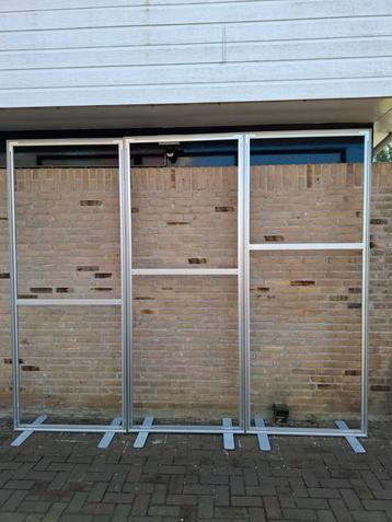 Aluminium banner/decorframes 3 stuks beschikbaar voor biedingen