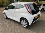 Toyota Aygo 1.0 VVT-i x, Voorwielaandrijving, Stof, Gebruikt, 4 stoelen