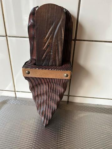 Vintage kledingborstel in vorm van klomp