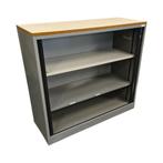 Ahrend Roldeurkast Zilvergrijs Zwart Ahorn H110xB120xD45, Huis en Inrichting, Kasten | Roldeurkasten en Archiefkasten, Kunststof