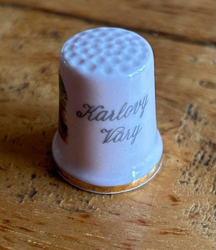 Karlovy Vary Vingerhoed - Tsjechië Souvenir, Antiek en Kunst, Antiek | Woonaccessoires, Ophalen of Verzenden