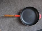 Le Creuset Franse gietijzer pan met houten steel, oranje, Gebruikt, Verzenden, Koekenpan of Braadpan, Gietijzer