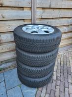 Winterbandenset 215/65 R16 H  op stalen velg, Auto-onderdelen, Banden en Velgen, Ophalen, 16 inch, Banden en Velgen, Winterbanden