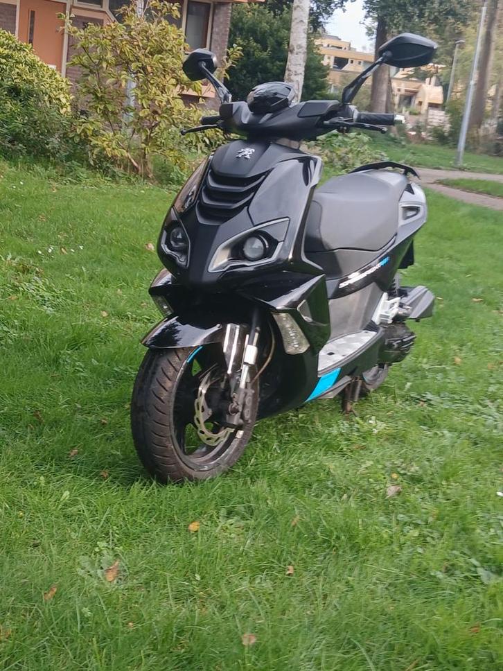 Te koop/ te ruil peugeot speedfight 4 geel kenteken, Fietsen en Brommers, Scooters | Peugeot, Zo goed als nieuw, Speedfight, Maximaal 45 km/u
