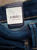 KUYICHI Suzie slimfit jeans W29 L30, Kleding | Dames, Spijkerbroeken en Jeans, Blauw, KUYICHI, Nieuw, Ophalen of Verzenden