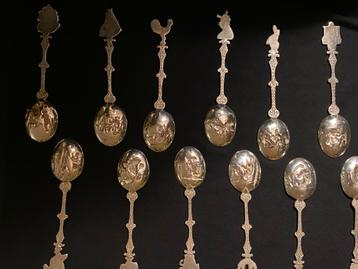 Zilveren Theelepels - 12 Maanden Set beschikbaar voor biedingen