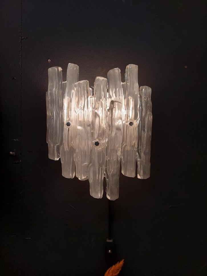2x vintage wandlamp frozen ice blok lamp Kalmar, Huis en Inrichting, Lampen | Wandlampen, Zo goed als nieuw, Kunststof, Ophalen of Verzenden