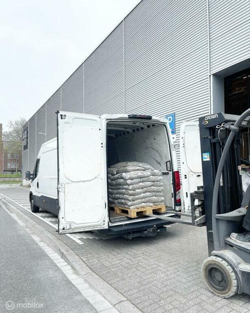 Spoed Transport bestelbus Huren inc chauffeur verhuisbus, Diensten en Vakmensen, Verhuizers en Opslag