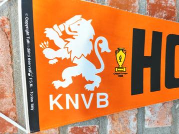 Nederland Oranje Holland 1990
WK Italië vintage vaan beschikbaar voor biedingen