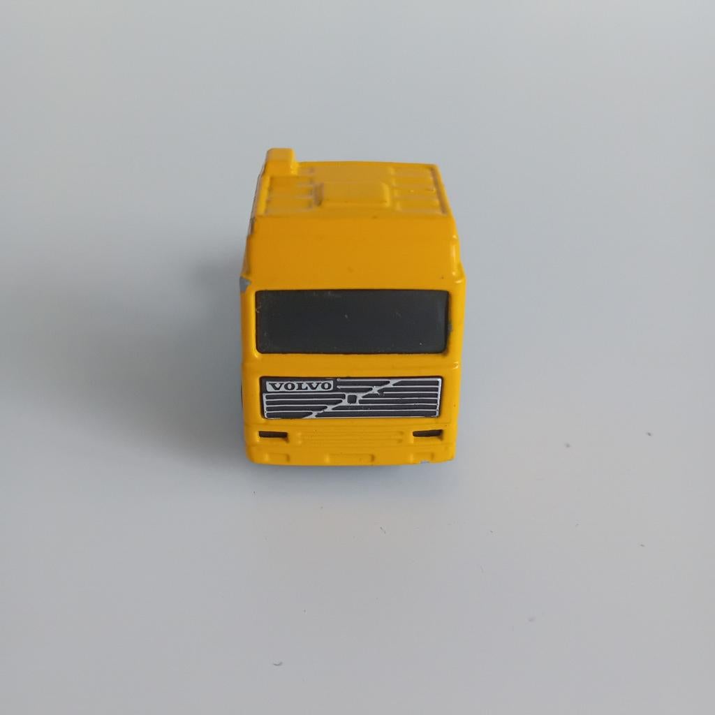 Schaalmodel Volvo, Hobby en Vrije tijd, Modelauto's | Overige schalen, Ophalen of Verzenden, Gebruikt, Bus of Vrachtwagen
