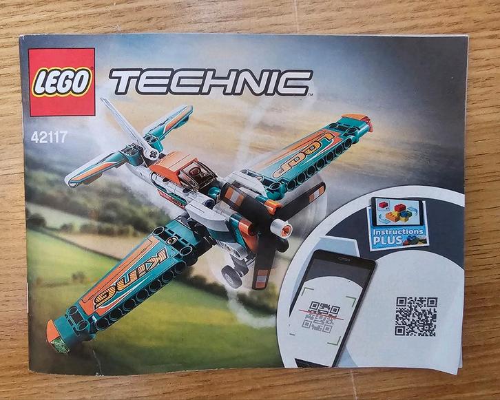 Lego Technic 42117 Stuntvliegtuig, Kinderen en Baby's, Speelgoed | Duplo en Lego, Ophalen