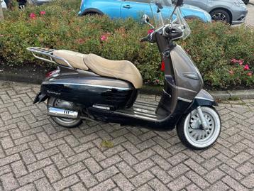Peugeot Django 25 km/h beschikbaar voor biedingen