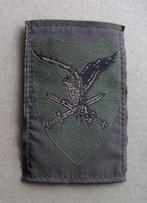 embleem Luchtmobiele Brigade  -  oud model gvt, Ophalen of Verzenden, Landmacht, Nederland, Embleem of Badge