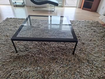 Strakke glazen design salontafel van Riske– 110 x 110 cm beschikbaar voor biedingen