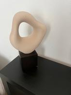 Vaas H&M, Huis en Inrichting, Woonaccessoires | Vazen, Overige kleuren, Aardewerk of Porselein, Ophalen of Verzenden, Zo goed als nieuw