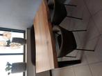 Eettafel met eetbank en 2 stoelen in goede staat, Ophalen, Zo goed als nieuw