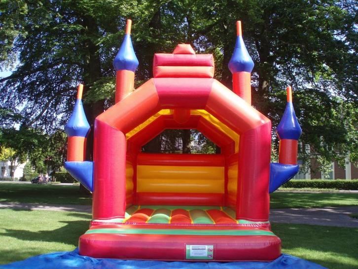 Springkussen Kasteel - Te Huur, Hobby en Vrije tijd, Feestartikelen | Verhuur, Gebruikt, Overige, Ophalen