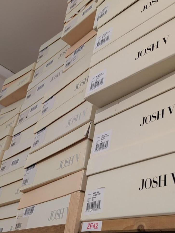 PARTIJ | JOSHV - 50 paar laarzen - Nieuw - JOSH V, Kleding | Dames, Schoenen, Nieuw, Hoge laarzen, Zwart, Ophalen