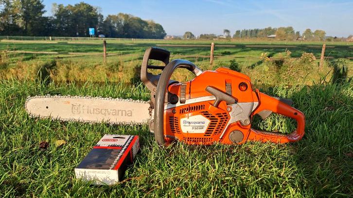 Husqvarna 550 XP kettingzaag, Tuin en Terras, Hand-tuingereedschap, Gebruikt, Ophalen of Verzenden
