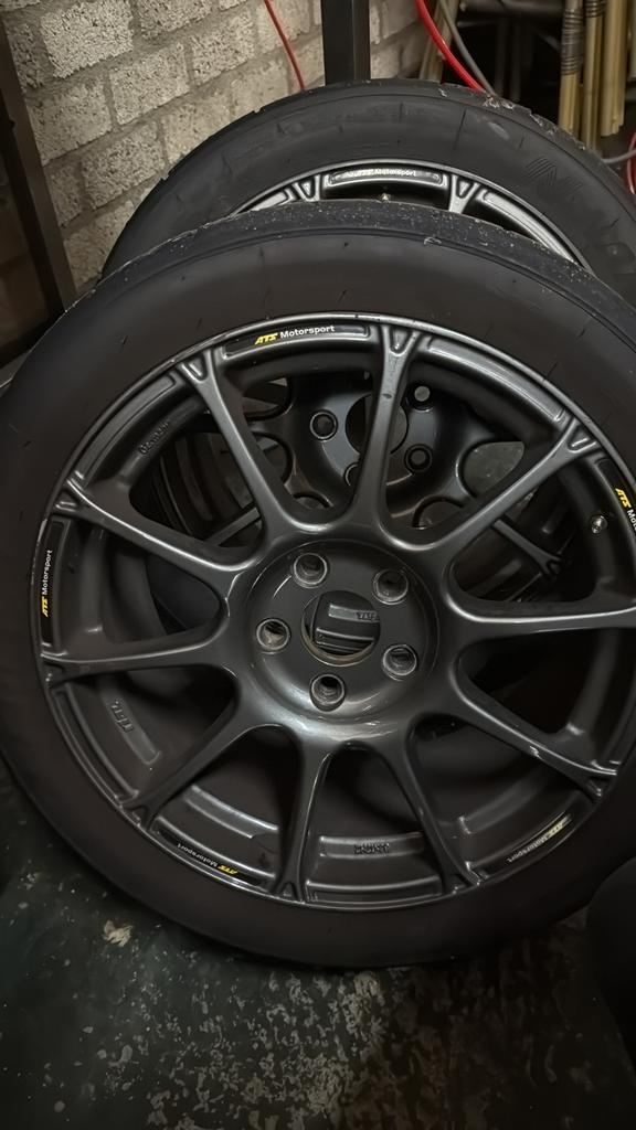 ATS Motorsport velgen 17 inch  met Nankang CRS semi-slicks, Auto-onderdelen, Banden en Velgen, Velg(en), Zomerbanden, 17 inch