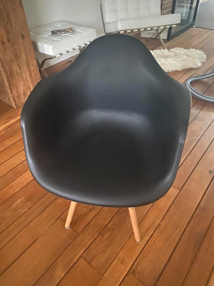8 Eetkamerstoelen te koop, Huis en Inrichting, Stoelen, Zo goed als nieuw, Kunststof, Zwart, Ophalen