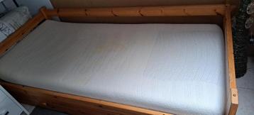 eenpersoonsbed van 90x200 cm incl. lade beschikbaar voor biedingen