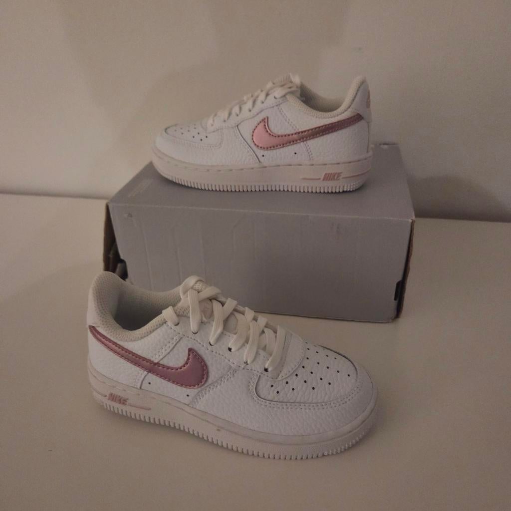 Nike Air Force 1 maat 31.5 - Nieuw!, Ophalen, Schoentjes, Jongetje of Meisje, Nieuw