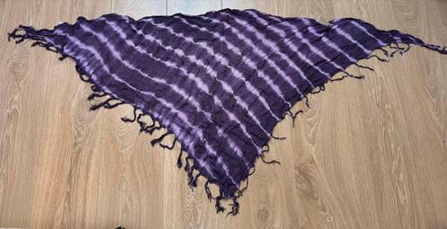 Omslagdoek / sjaal paars, Kleding | Dames, Mutsen, Sjaals en Handschoenen, Gedragen, Sjaal, Ophalen of Verzenden