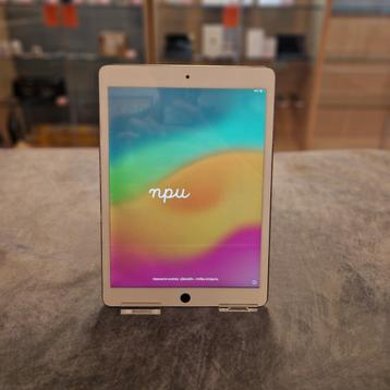 Apple iPad 2021 128GB iOS 18 - In Nette Staat beschikbaar voor biedingen