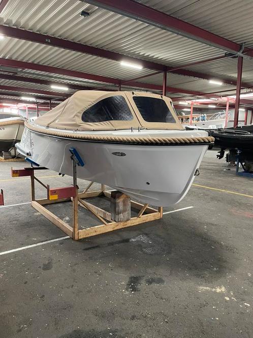 Corsiva 500 z.g.a.n., Watersport en Boten, Sloepen, Zo goed als nieuw, 10 tot 30 pk, 3 tot 6 meter, Buitenboordmotor, Benzine