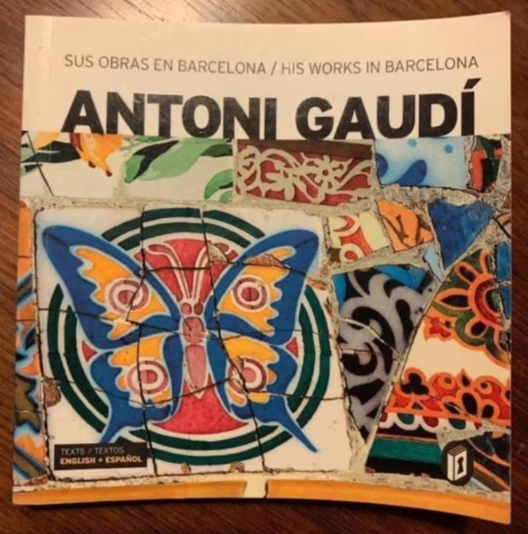 Antoni Gaudi; his works sus obras Barcelona; 9788496783072, Boeken, Ophalen of Verzenden, Zo goed als nieuw, Architecten