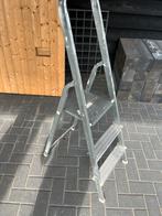 Aluminium trapje drie tredes, klustrapje, Doe-het-zelf en Verbouw, Ophalen, Zo goed als nieuw, Minder dan 2 meter