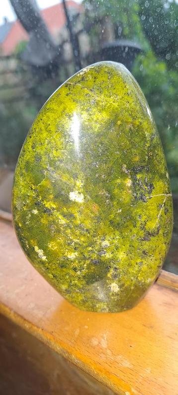 Obeliks Mosagaat - Gepolijst beschikbaar voor biedingen