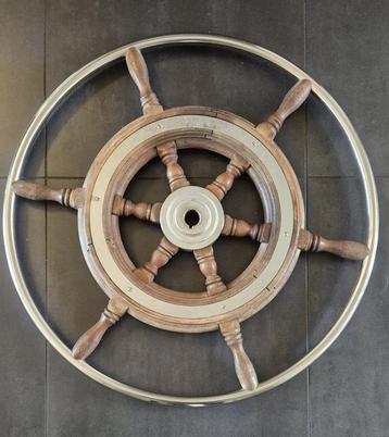 Klassiek 6 spaaks stuurwiel 63 cm beschikbaar voor biedingen