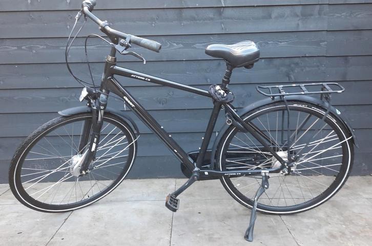 Giant Attend CS 1 - Zwarte stadsfiets - 7 versnellingen, Fietsen en Brommers, Fietsen | Heren | Herenfietsen, Zo goed als nieuw