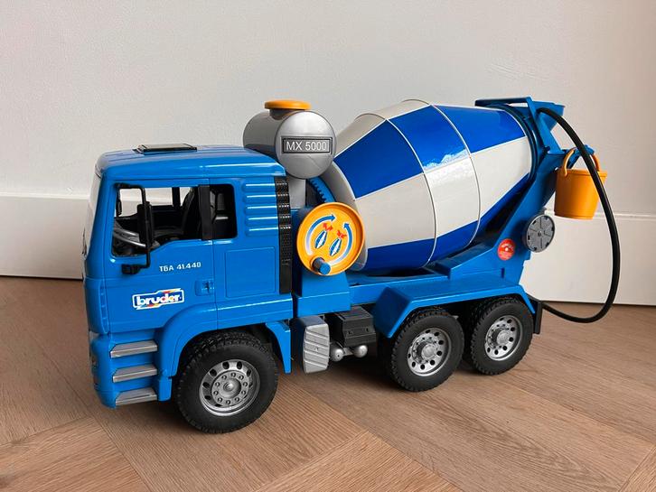 Bruder Cementwagen - Speelgoed Betonmixer, Kinderen en Baby's, Speelgoed | Speelgoedvoertuigen, Zo goed als nieuw, Ophalen