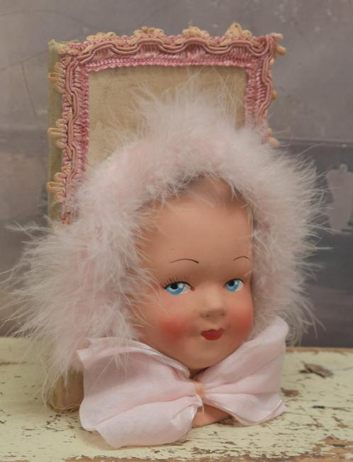 SALE. !! Opruiming Oud sofa dol, Boekje. "Uit Aletta's Tijd", Antiek en Kunst, Antiek | Woonaccessoires, Ophalen of Verzenden