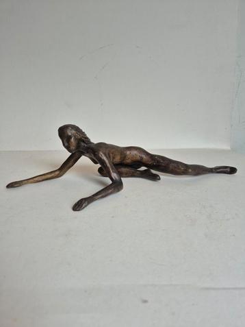 Bronzen Sculptuur van Vrouw Unica  beschikbaar voor biedingen