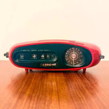 VINTAGE FLIPKLOK RADIOWEKKER INNO-HIT 1976 ZELDZAAM beschikbaar voor biedingen