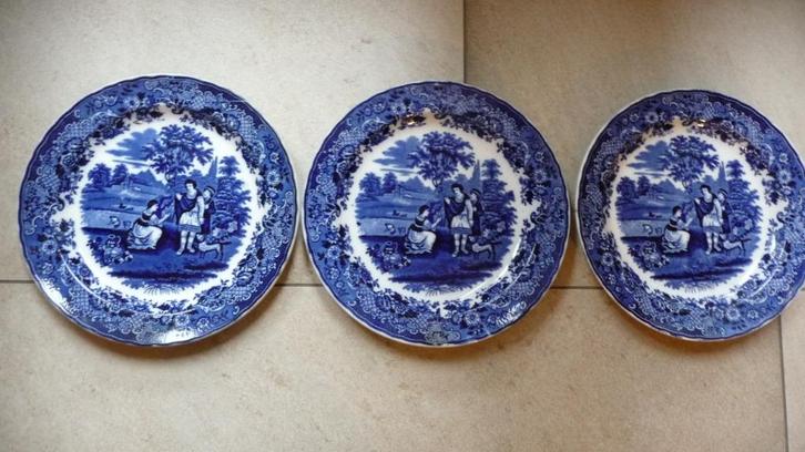 3 Delfts blauw Borden - 26 cm (met hanger), Antiek en Kunst, Antiek | Wandborden en Tegels, Ophalen of Verzenden
