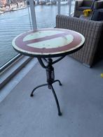Tafeltje retro design verkeersbord, Minder dan 55 cm, Metaal of Aluminium, Rond, Zo goed als nieuw