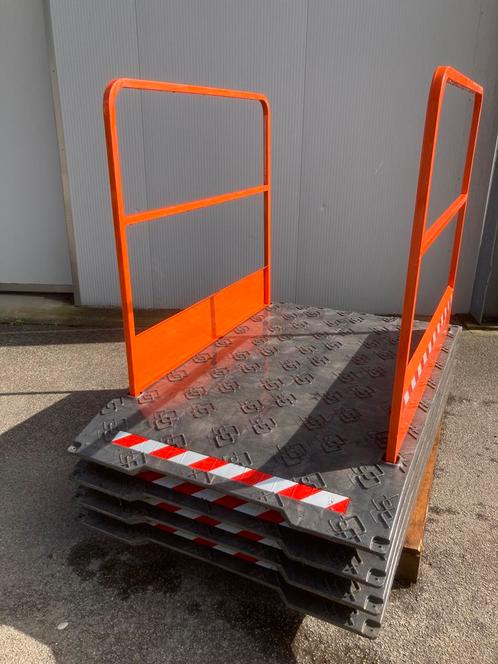 Loopbrug, Loopplank, Afzethekken, Doe-het-zelf en Verbouw, Overige Doe-het-zelf en Verbouw, Zo goed als nieuw, Ophalen