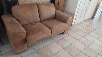 bank beige 