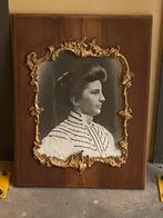 100 jaar Oude grote houten fotolijst verguld gips 45 x 50 cm, Huis en Inrichting, Woonaccessoires | Lijsten, Ophalen of Verzenden