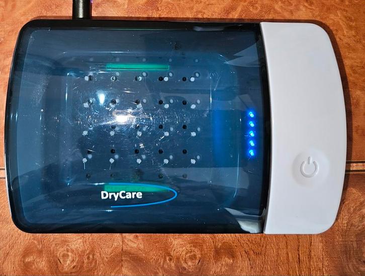 DryCare Droog doos/box voor Hoorapparaten, Diversen, Verpleegmiddelen, Gebruikt, Ophalen of Verzenden
