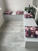 Vensterbank met opbergruimte