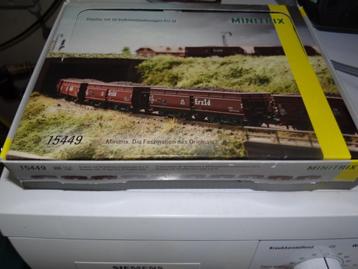 Minitrix Erz 1d display met 10 zelflossers beschikbaar voor biedingen